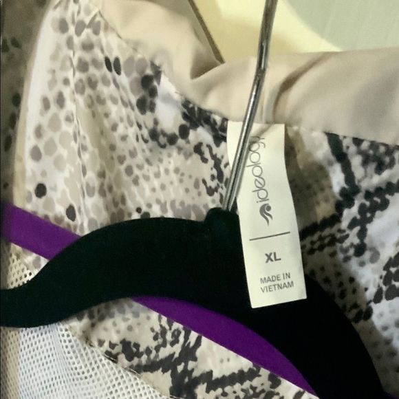 Ideology Skirt and Hoodie SNAKE-PRINT purchased at Nordstrom NWOT - Picture 10 of 12